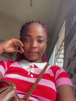 Brenda's profile, a single 27-year-old a woman in Yaoundé