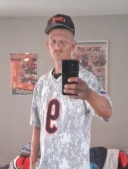 Dan's profile, a single 39-year-old a man in Dayton