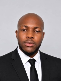 Ralph's profile, a single 27-year-old a man in Luxembourg
