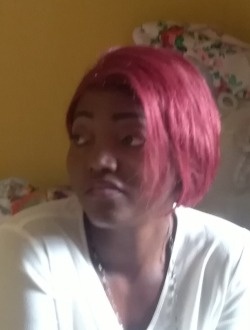 Delore's profile, a single 37-year-old a woman in Brazzaville