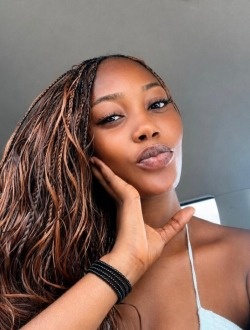 Esther's profile, a single 38-year-old a woman in New York