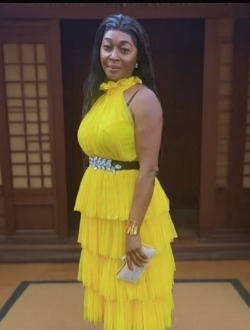 Naomie's profile, a single 42-year-old a woman in Yaoundé
