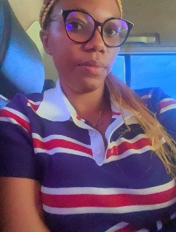 Vicky's profile, a single 31-year-old a woman in Yaoundé
