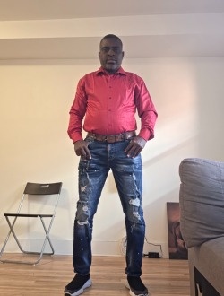 Simon's profile, a single 51-year-old a man in Montréal-Ouest