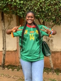 Meli's profile, a single 21-year-old a woman in Yaoundé