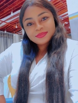 Belinda's profile, a single 38-year-old a woman in Avébé