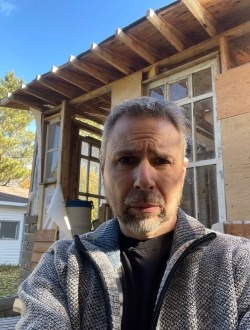 André's profile, a single 57-year-old a man in Matane