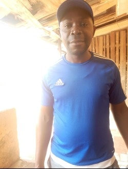 Denis's profile, a single 50-year-old a man in Yaoundé