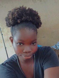 Salimata's profile, a single 21-year-old a woman in Abomey-Calavi