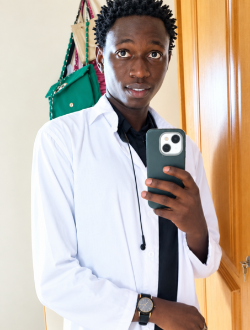 Massa's profile, a single 22-year-old a man in Dalifort