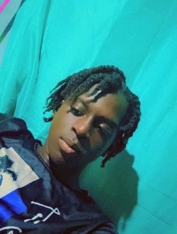 Harvey's profile, a single 0-year-old a man in Saint-Laurent-du-Maroni