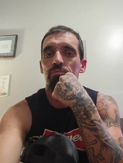 Bradley's profile, a single 0-year-old a man in Frankfort