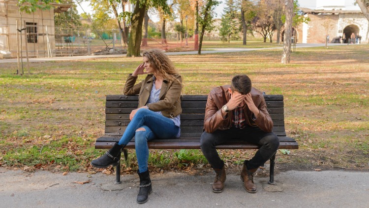 Why We Keep Dating the Wrong People For Us